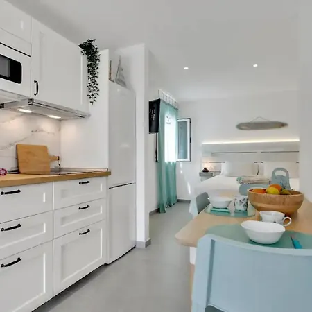 4ever1 Апартаменты Коральео