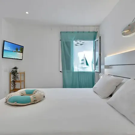 4ever1 Apartament *